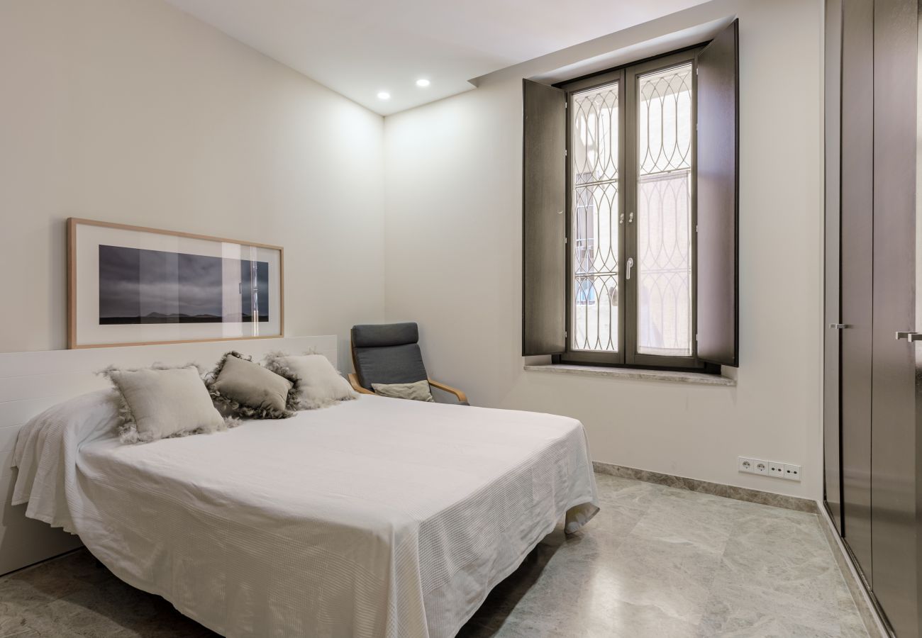 Apartment in Seville - Altos Santa Cruz Family 2 bedrooms